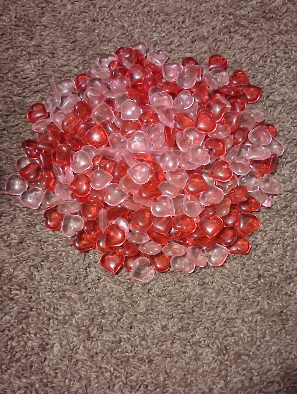 Red & Pink Acrylic Translucent Heart Shaped Crystals Gems 260 Peices